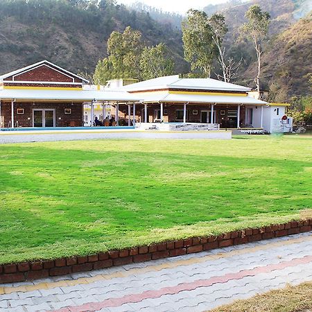 Four Banyans Spirit & Nature Resort Raipur  Ngoại thất bức ảnh