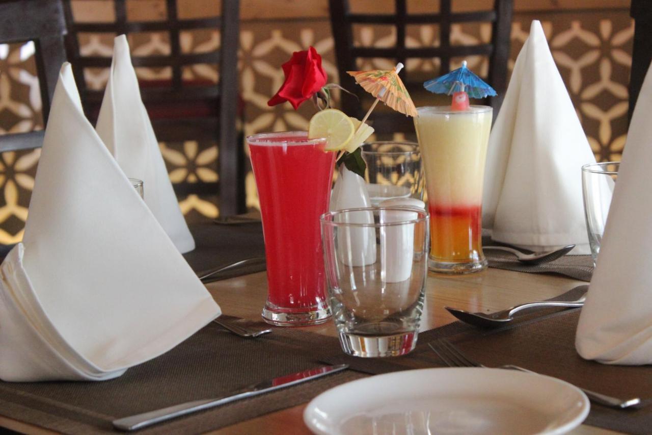Four Banyans Spirit & Nature Resort Raipur  Ngoại thất bức ảnh