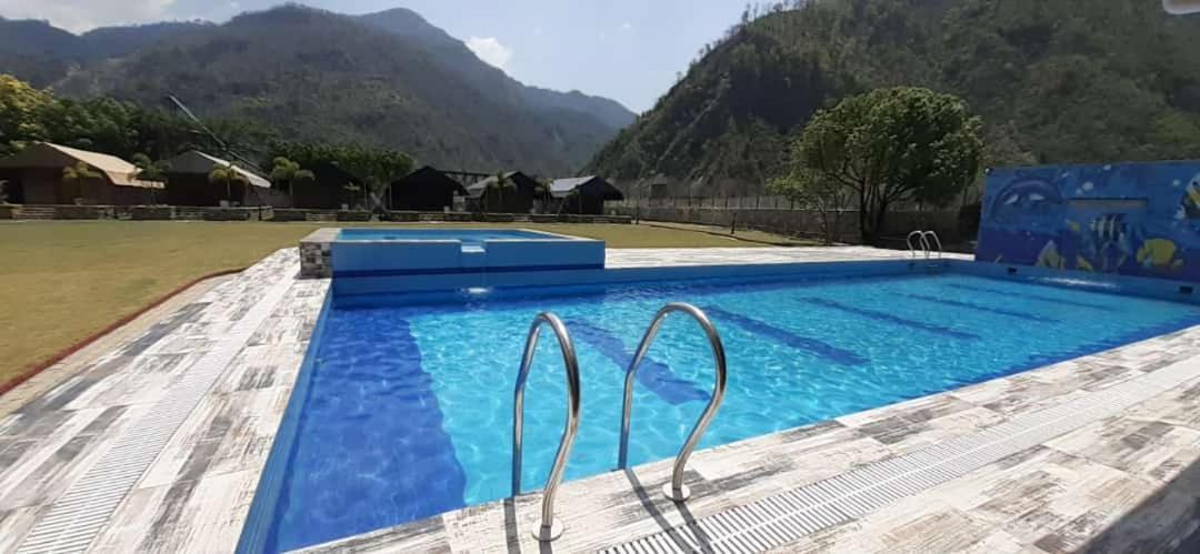 Four Banyans Spirit & Nature Resort Raipur  Ngoại thất bức ảnh