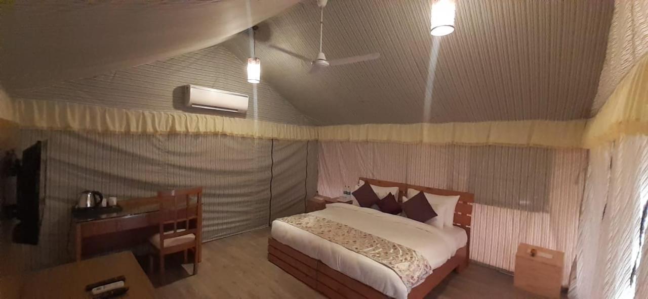 Four Banyans Spirit & Nature Resort Raipur  Ngoại thất bức ảnh