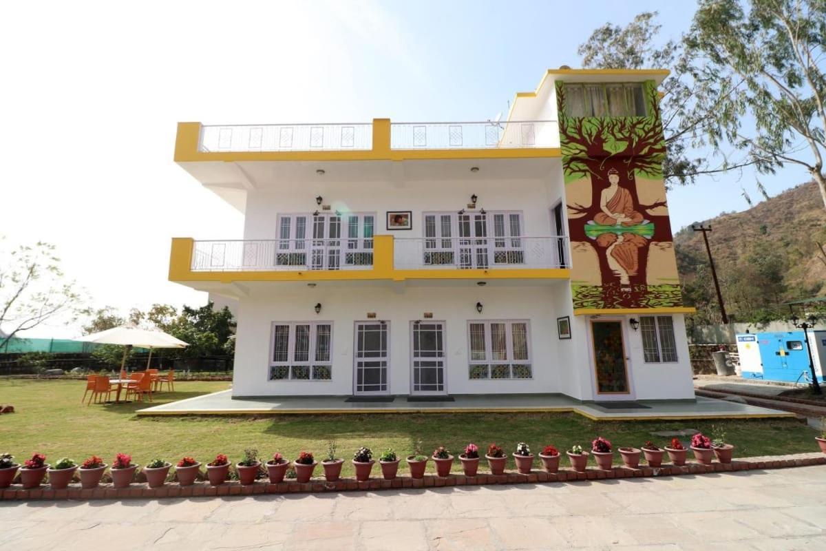 Four Banyans Spirit & Nature Resort Raipur  Ngoại thất bức ảnh