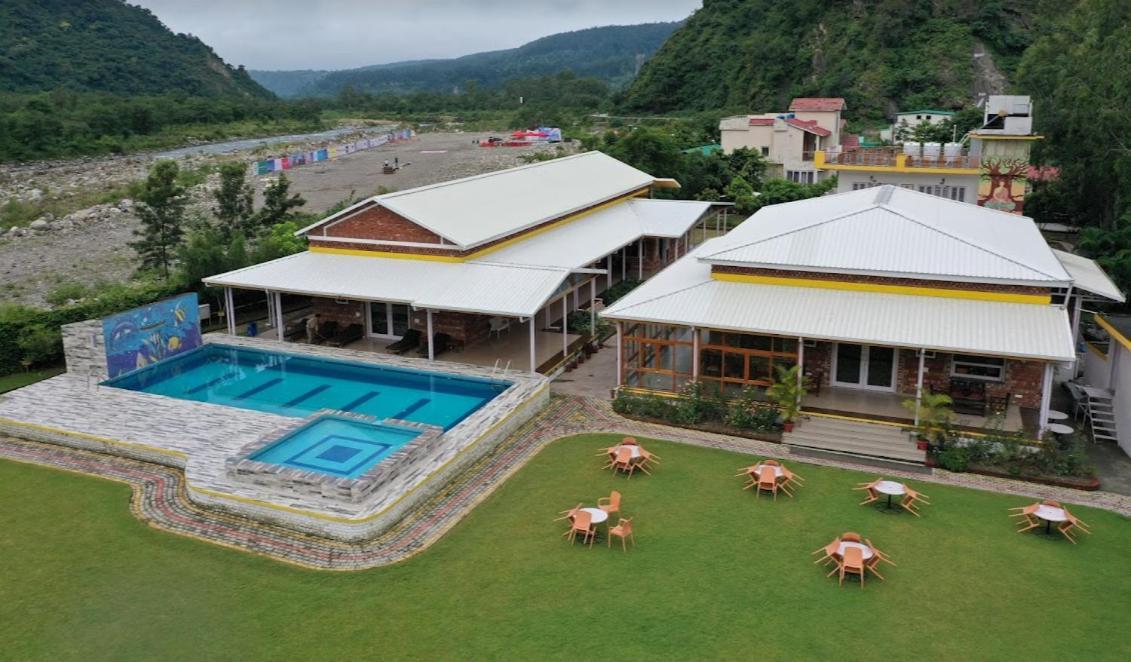 Four Banyans Spirit & Nature Resort Raipur  Ngoại thất bức ảnh