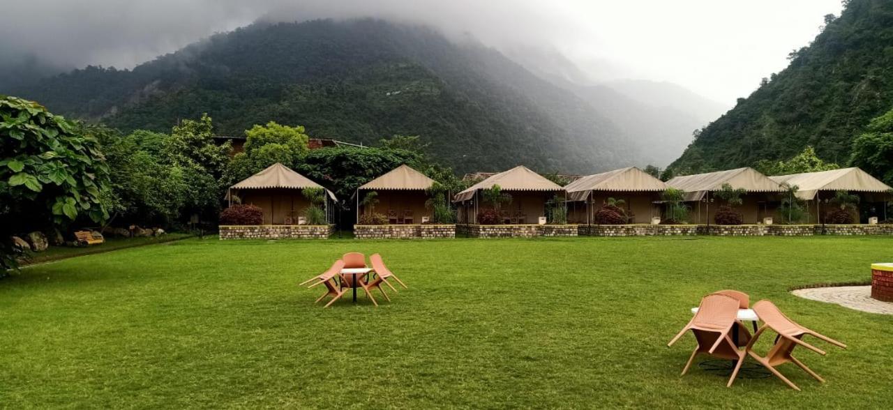 Four Banyans Spirit & Nature Resort Raipur  Ngoại thất bức ảnh