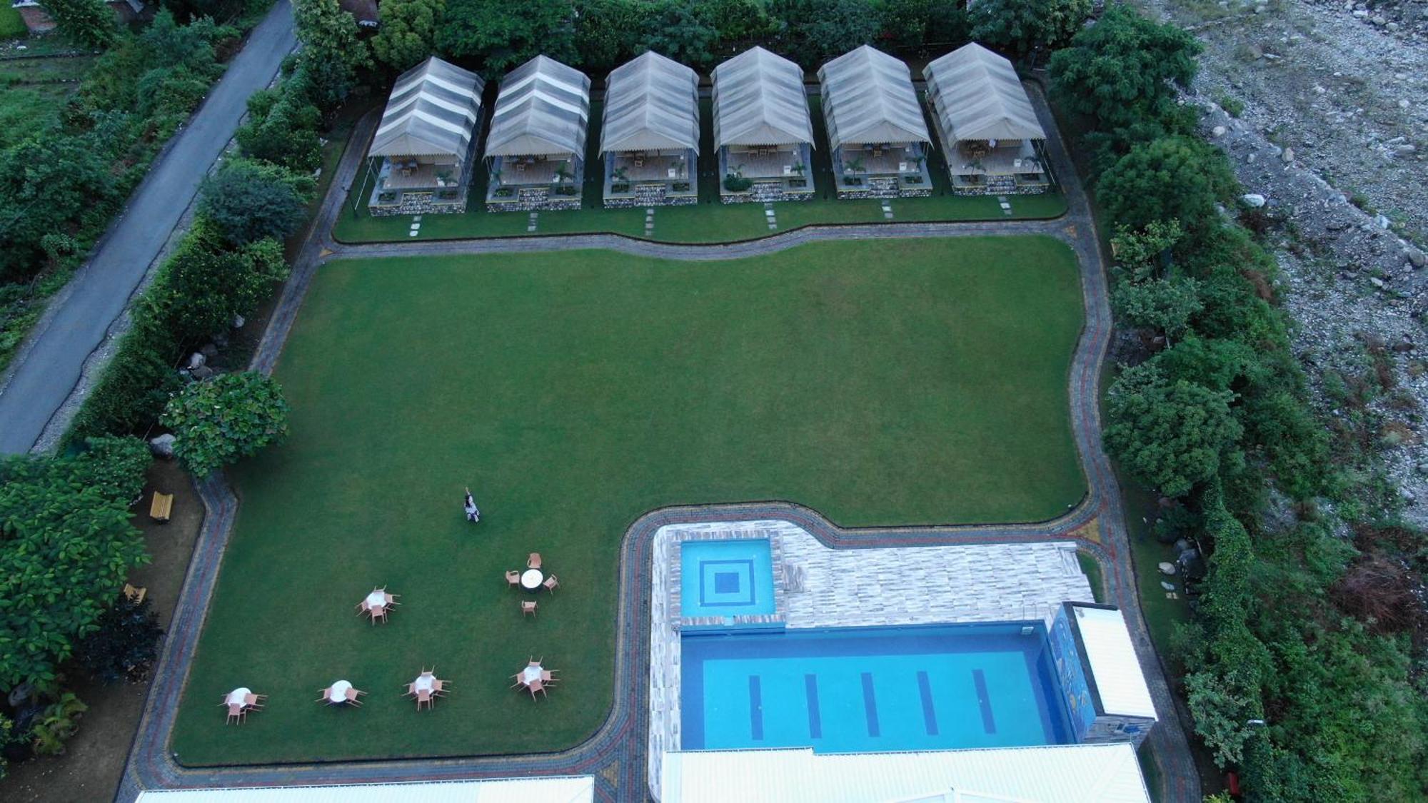 Four Banyans Spirit & Nature Resort Raipur  Ngoại thất bức ảnh