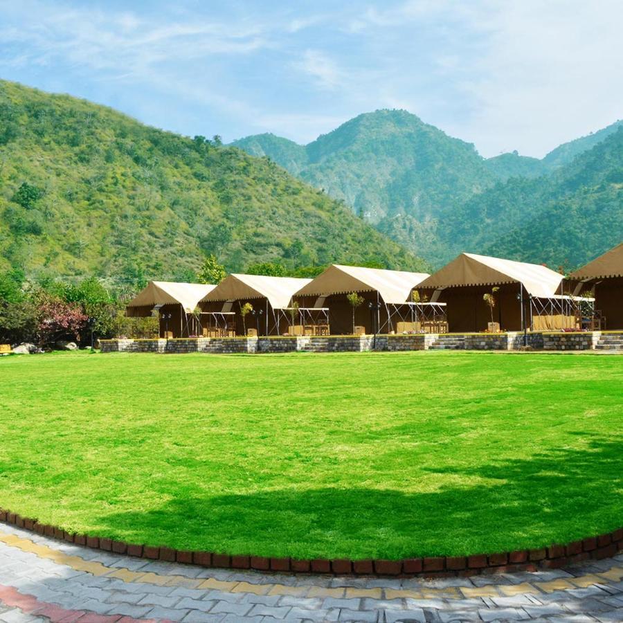 Four Banyans Spirit & Nature Resort Raipur  Ngoại thất bức ảnh
